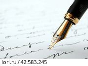 fountain pen on paper with ink text on a white background. Стоковое фото, фотограф Александр Калугин / Фотобанк Лори