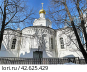 Церковь Василия Исповедника за Рогожской заставой. Москва, Международная улица, дом 10 строение 2. Стоковое фото, фотограф Овчинникова Ирина / Фотобанк Лори
