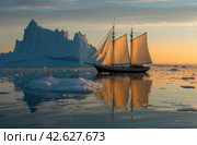 Sailing through Arctic ice. Стоковое AI-изображение, AI-художник Данил Руденко / Фотобанк Лори