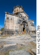 View of Vahramashen Surp Astvatsatsin or the Church of Amberd. Стоковое фото, фотограф Юлия Белоусова / Фотобанк Лори
