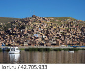 The marina in Puno on Lake Titicaca in Andes, Peru (2011 год). Стоковое фото, фотограф Сергей Стрелков / Фотобанк Лори