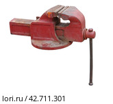 Красные тиски на белом фоне. Red vise on a white background. Стоковое фото, фотограф Татьяна Д / Фотобанк Лори