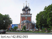 Храм Ризоположения на Донской улице, Москва (2023 год). Стоковое фото, фотограф Александр Кузнецов / Фотобанк Лори