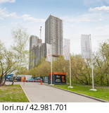 Жилой комплекс Скай Гарден  на Строительном проспекте, 9, Москва (2024 год). Редакционное фото, фотограф Владимир Чинин / Фотобанк Лори