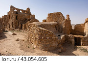 Anceint Berber fortifications of Ksar Beni Barka in Tataouine, Tunisia. Стоковое фото, фотограф Яков Филимонов / Фотобанк Лори