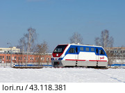 Тепловоз узкоколейный ТУ10-013, станция Екатеринбург-Детский, Свердловская ДЖД (2018 год). Редакционное фото, фотограф Алексей Иванов / Фотобанк Лори