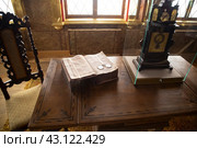Moscow, Russia, May 5, 2024, Alexei Mikhailovich Romanov Palace in Kolomenskoye in Moscow. Редакционное фото, фотограф Александр Поташев / Фотобанк Лори