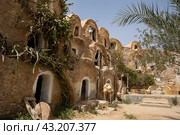 Fortified village with houses and granaries, sights of Tunisia. Ksar of Medenine, Berber, Tataouine. Стоковое фото, фотограф Яков Филимонов / Фотобанк Лори