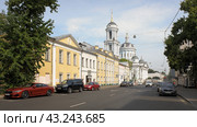 Храм святителя Мартина Исповедника на улице Солженицына, Таганка, Москва. St. Martin cathedral in Alexander Solzhenitsyn street of Moscow. Sunny summer view. (2022 год). Редакционное фото, фотограф Александр Кузнецов / Фотобанк Лори