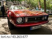 BERLIN - MAY 04, 2024: The muscle car Ford Mustang Mach 1. Classic Days Berlin 2024. Редакционное фото, фотограф Sergey Kohl / Фотобанк Лори