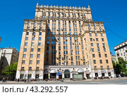 Проспект Мира, д. 49. Москва. Россия (2024 год). Редакционное фото, фотограф E. O. / Фотобанк Лори