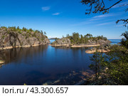 The coast of Lake Ladoga. Стоковое фото, фотограф Юлия Белоусова / Фотобанк Лори