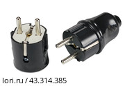 Электрические вилки на белом фоне. The electric plug on a white background. Стоковое фото, фотограф Татьяна Д / Фотобанк Лори