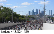Москва, Россия. 18 мая 2024. Московский весенний велофестиваль. Редакционное видео, видеограф Яна Проничева / Фотобанк Лори