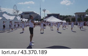 Parade of athletes in VDNKh (2024 год). Редакционное видео, видеограф Мария Паина / Фотобанк Лори