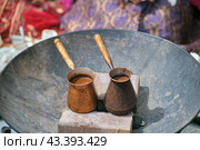 Making coffee in the traditional way among the Crimean Tatars. Стоковое фото, фотограф Андрей Журавлев / Фотобанк Лори