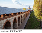 Walls and towers of the Nizhny Novgorod Kremlin (2023 год). Стоковое фото, фотограф Юлия Бабкина / Фотобанк Лори