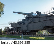 305-мм морская железнодорожная артиллерийская установка ТМ-3-12. СССР. Экспозиция боевой техники в музее Парка Победы в Москве. Техника времен второй мировой войны (2024 год). Редакционное фото, фотограф Константин Григорьев / Фотобанк Лори