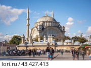 ISTANBUL, TURKEY - OCTOBER 12 ,2021: Beyazit Mosque - 16th century Ottoman imperial mosque. Istanbul city view in Turkey. View of mosque Beyazit in Istanbul. Sultanahmet district. Редакционное фото, фотограф Павел Муравьев / Фотобанк Лори