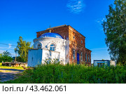 Законсервированная церковь (Церковь Казанской иконы Божией Матери, село Кажлейка) (2024 год). Редакционное фото, фотограф Илья Старков / Фотобанк Лори