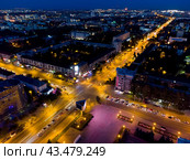 Перекресток Республики - Мельникайте в ночное время. Тюмень (2021 год). Стоковое фото, фотограф Сергей Буторин / Фотобанк Лори