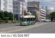 Трамвай УТМ 71-431Р «Достоевский», проспект Ленина, Екатеринбург (2024 год). Редакционное фото, фотограф Алексей Иванов / Фотобанк Лори