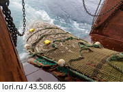 Рыболовецкое судно в Баренцевом море. Стоковое фото, фотограф Николай Гернет / Фотобанк Лори