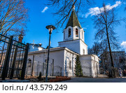 Церковь Похвалы Пресвятой Богородицы (Нижний Новгород) (2020 год). Редакционное фото, фотограф Илья Старков / Фотобанк Лори