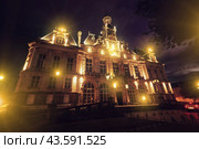 Limoges City Hall in twilight. Стоковое фото, фотограф Яков Филимонов / Фотобанк Лори