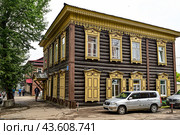 Город Иркутск. Улица Дзержинского, дом 48 (Бывший доходный дом Соколовского), 1890 год (2024 год). Стоковое фото, фотограф Александр Тараканов / Фотобанк Лори