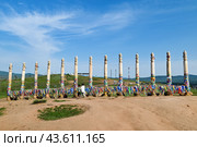 Поселок Хужир. 13 Столбов Сэргэ. Мыс Бурхан (2024 год). Стоковое фото, фотограф Александр Тараканов / Фотобанк Лори