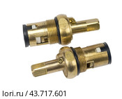 Кран-букса для смесителя на белом фоне. Faucet head for faucet on white background. Стоковое фото, фотограф Татьяна Д / Фотобанк Лори