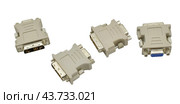 Компьютерные переходные разъемы - адаптеры. DVI to VGA adapter. Стоковое фото, фотограф Татьяна Д / Фотобанк Лори