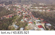 Aerial view of the small tourist town of Sighnaghi, located on a high hill in the center of the Alazani Valley, Georgia. Стоковое видео, видеограф Яков Филимонов / Фотобанк Лори