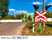 Город Ожерелье. Вход в эксплуатационное локомотивное депо. (2012 год). Стоковое фото, фотограф Зобков Юрий / Фотобанк Лори