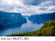 Beautiful Nature Norway Stegastein Lookout (2016 год). Стоковое фото, фотограф Андрей Армягов / Фотобанк Лори