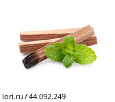Sandalwood with mint. Стоковое фото, фотограф Волошина Мария Ивановна / Фотобанк Лори