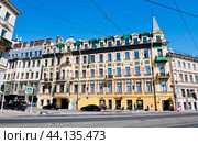 Доходный дом А. А. Кушелева. Проспект Римского-Корсакова, дом 1. Санкт-Петербург. Россия (2024 год). Редакционное фото, фотограф E. O. / Фотобанк Лори