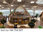 Modern interior of international airport in the capital Baku. Republic of Azerbaijan (2023 год). Редакционное фото, фотограф Евгений Ткачёв / Фотобанк Лори