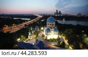 Москва.  Храм Троицы Живоначальной В Честь Тысячелетия Крещения Руси (2024 год). Редакционное видео, видеограф Литвяк Игорь / Фотобанк Лори