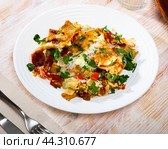 Scrambled eggs with bacon and sausage. Стоковое фото, фотограф Яков Филимонов / Фотобанк Лори