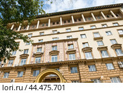 Улица Малая Никитская, дом 16/5. Москва (2024 год). Редакционное фото, фотограф E. O. / Фотобанк Лори