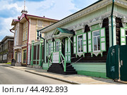 Город Иркутск. Усадьба Арцибашевых. Улицы Подгорная, дом 4 и Лапина 35Б (2024 год). Стоковое фото, фотограф Александр Тараканов / Фотобанк Лори