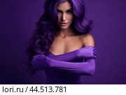 International Day for the Elimination of Violence against Women - Woman with muscles. Стоковое AI-изображение, AI-художник Veniamin Kraskov / Фотобанк Лори