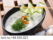 Cold vegetable soup Tarator. Стоковое фото, фотограф Яков Филимонов / Фотобанк Лори