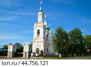 Вид на древний Екатерининский собор (1782 год) в солнечный день. Кингисепп, Ленинградская Область (2024 год). Стоковое фото, фотограф Дмитрий Мельников / Фотобанк Лори