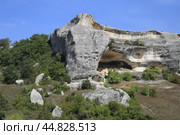 Пещерные города Крыма. Эски-Кермен (2024 год). Стоковое фото, фотограф Яна Королёва / Фотобанк Лори