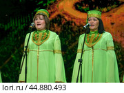 Художественная самодеятельность. Татарский песенный ансамбль. Редакционное фото, фотограф Владимир Дресвянников / Фотобанк Лори
