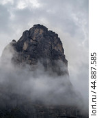 Dramatic deep dangers gorge with sharp sheer crags silhouettes. Стоковое фото, фотограф Саблин Станислав / Фотобанк Лори