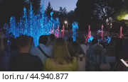 Светомузыкальный фонтан в Омске. Редакционное видео, видеограф Александр Карпенко / Фотобанк Лори